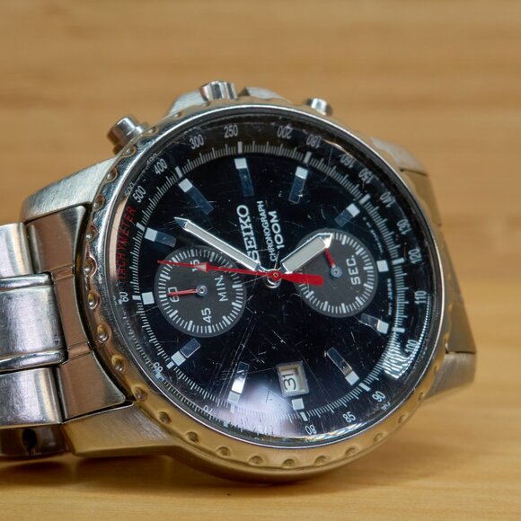 Vintage Seiko 7T94-0AH0 Chronograph Quartz Mens Watch - Picture 6 of 13